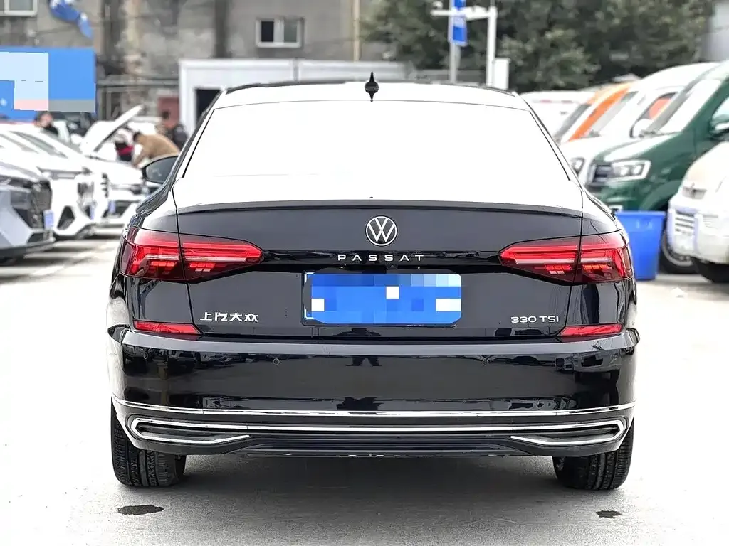 Volkswagen Passat — фото 3