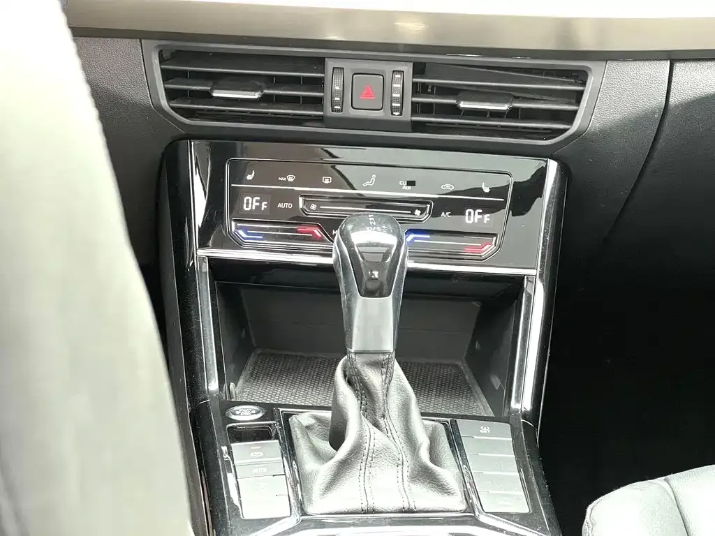 Volkswagen Passat — фото 4