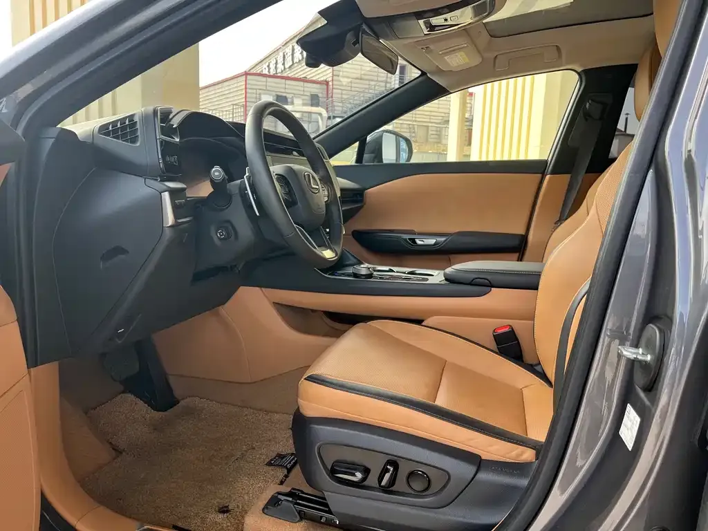 Lexus RZ 2023 из CN, фото 3