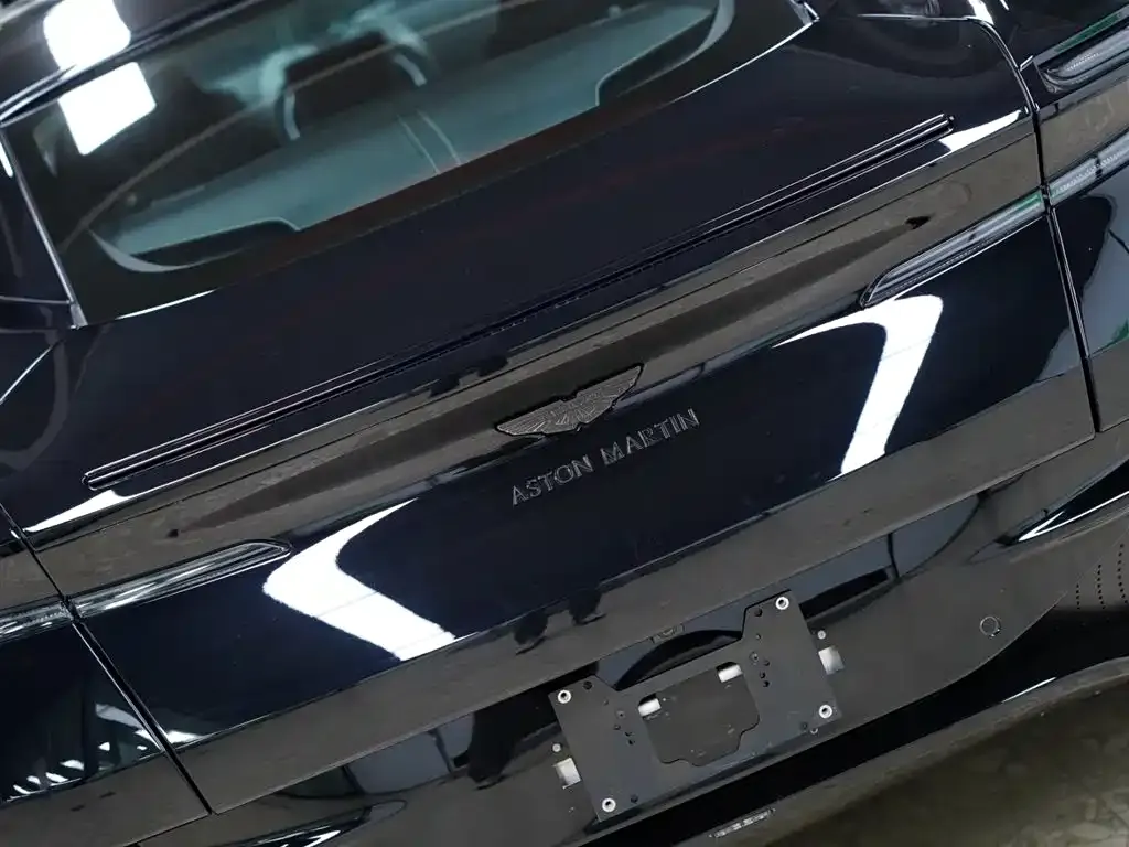 Aston Martin DB11 2021 из CN, фото 4