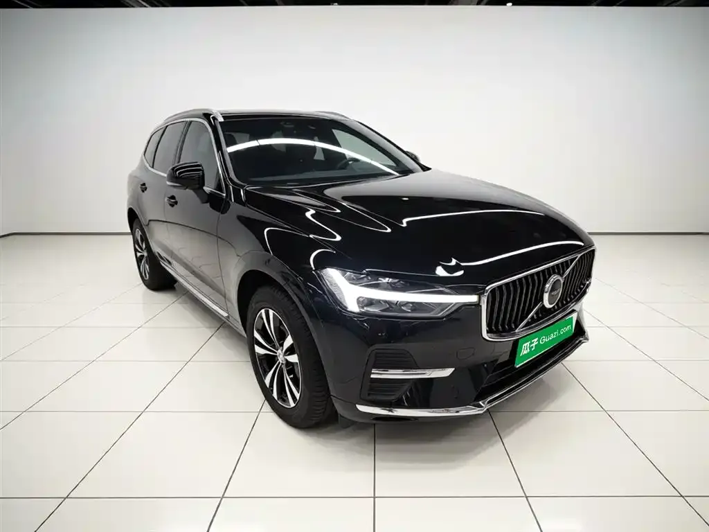 Volvo XC60 — фото 3