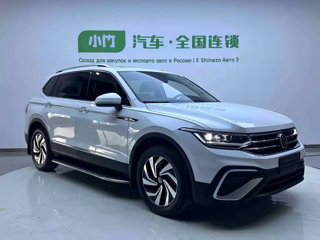 Volkswagen Tiguan L — фото 7