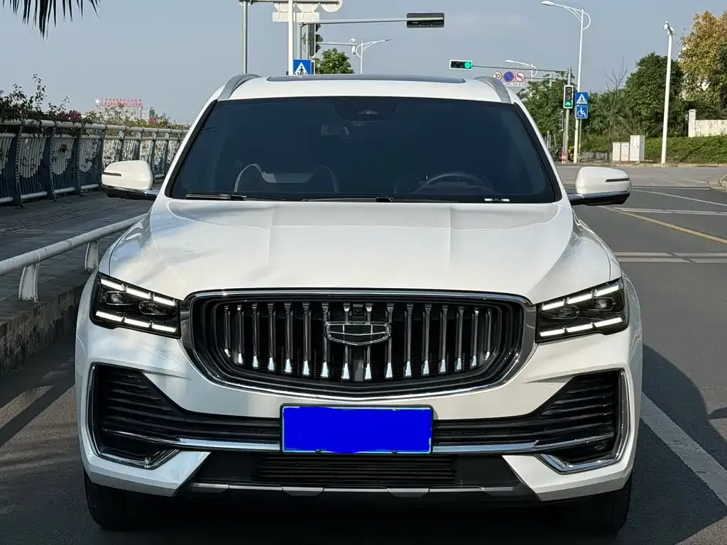 Geely Xingyue L — фото 3