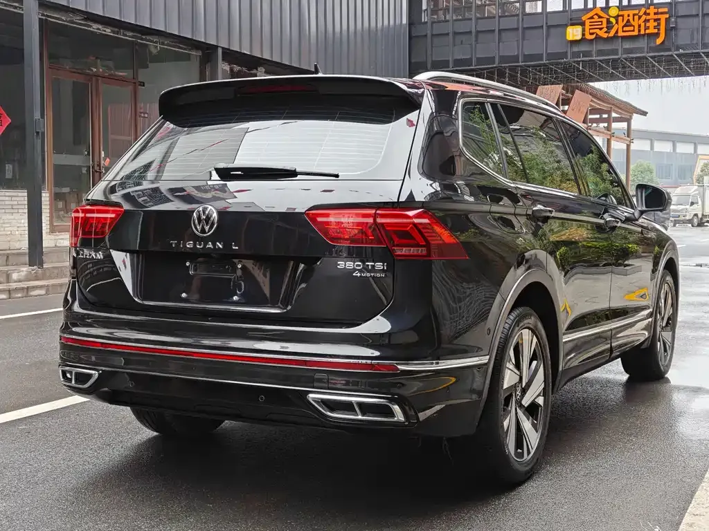 Volkswagen Tiguan L — фото 4