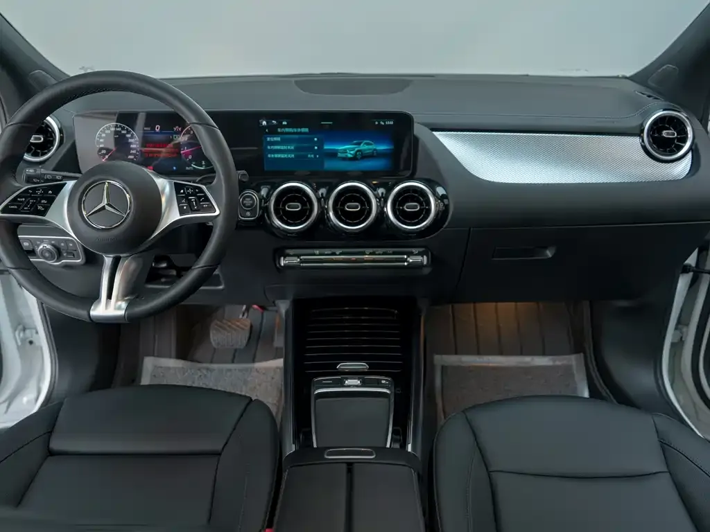 Mercedes-Benz GLA — фото 6