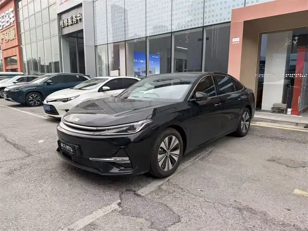 Geely Galaxy A7