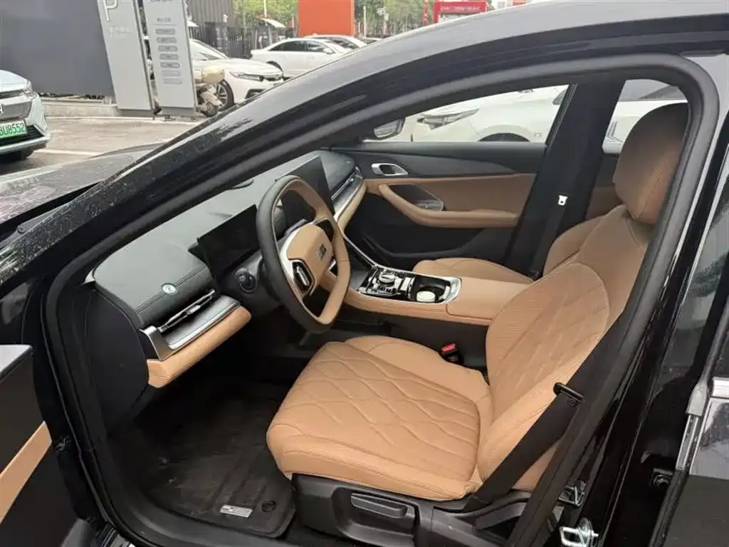 Geely Galaxy A7 2026 из CN, фото 5