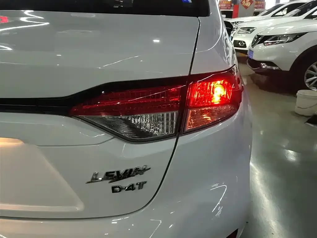 Toyota Levin — фото 10