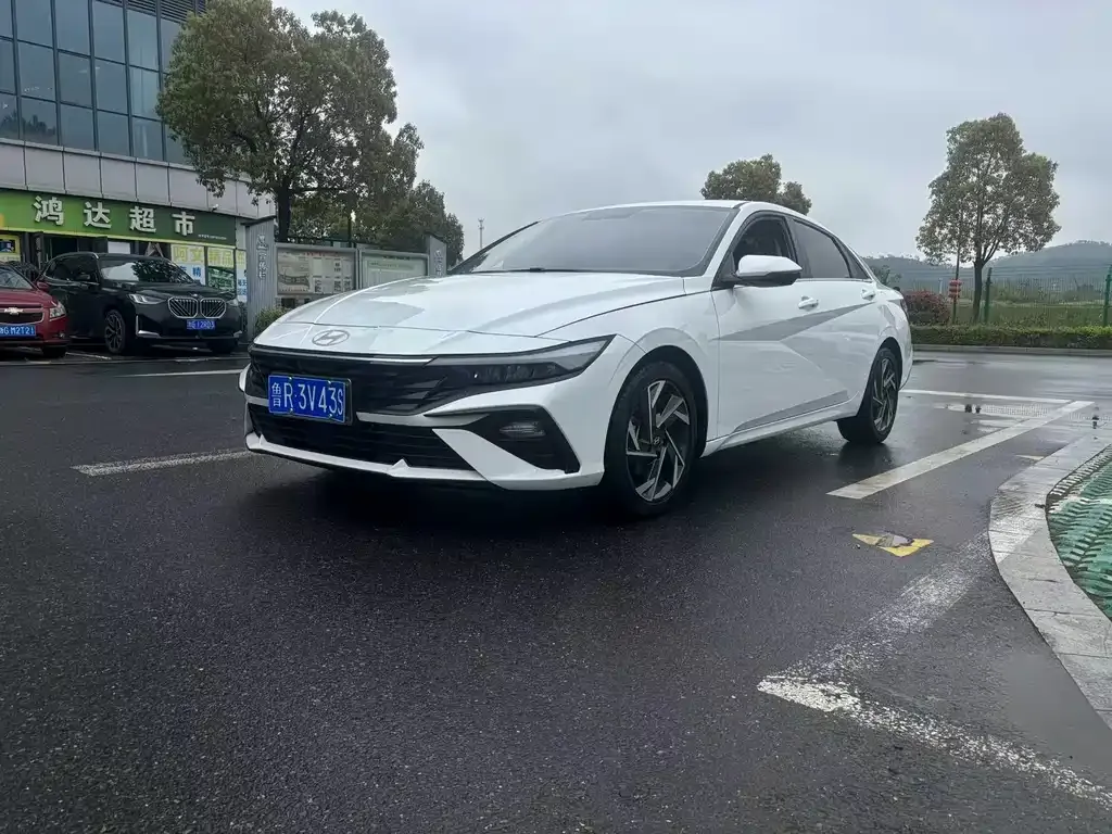 Hyundai Elantra 2025 из CN, фото 1