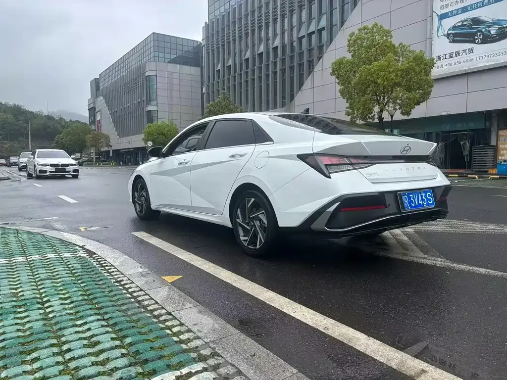 Hyundai Elantra 2025 из CN, фото 8