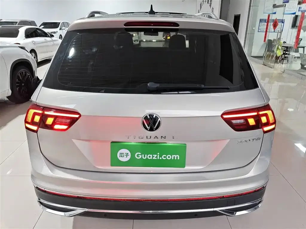 Volkswagen Tiguan L — фото 4