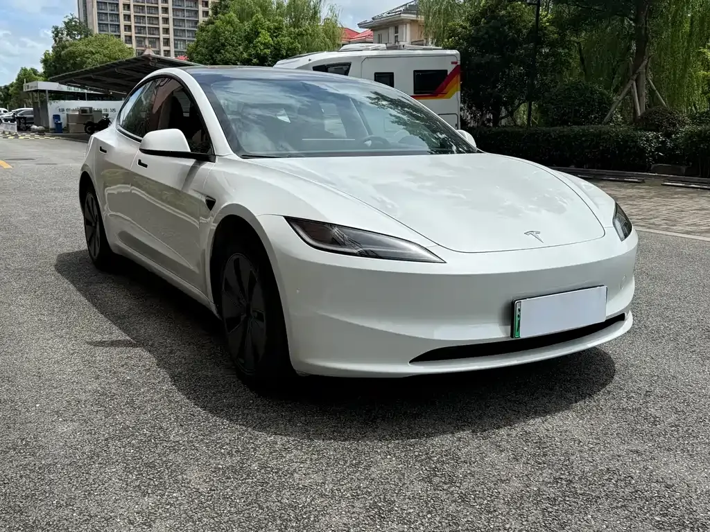 Tesla Model 3 2024 из CN, фото 10