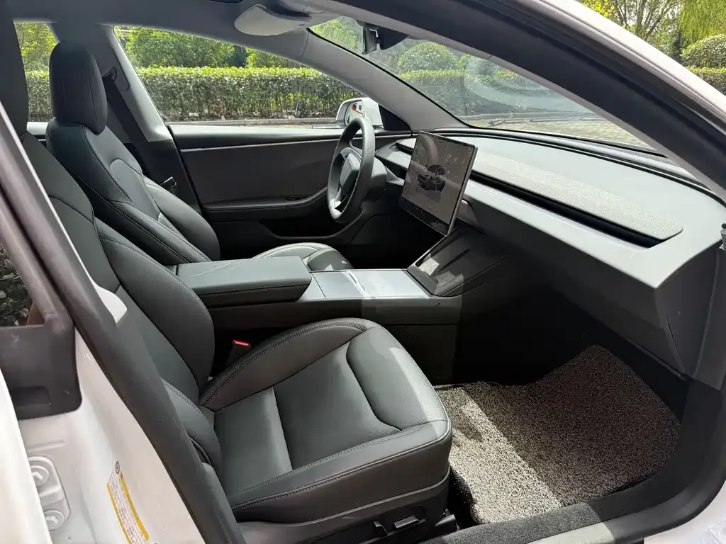 Tesla Model 3 2024 из CN, фото 7