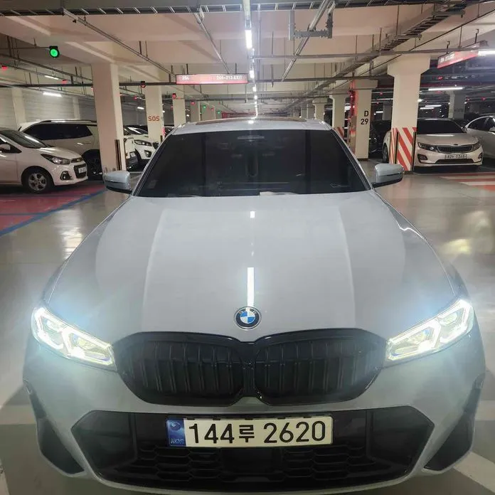 BMW 3-Series — фото 1