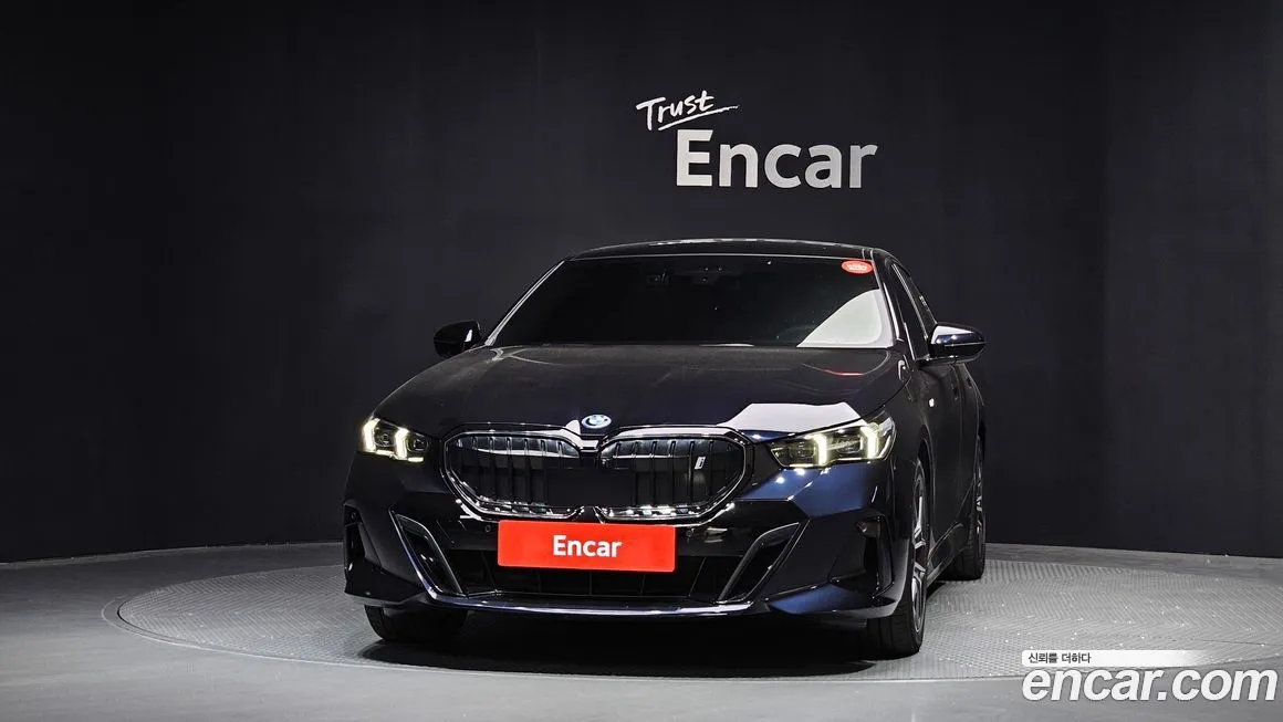 BMW i5 2024 из KR, фото 2
