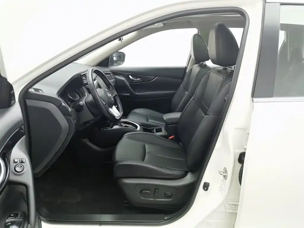 Nissan X-Trail 2021 из CN, фото 5
