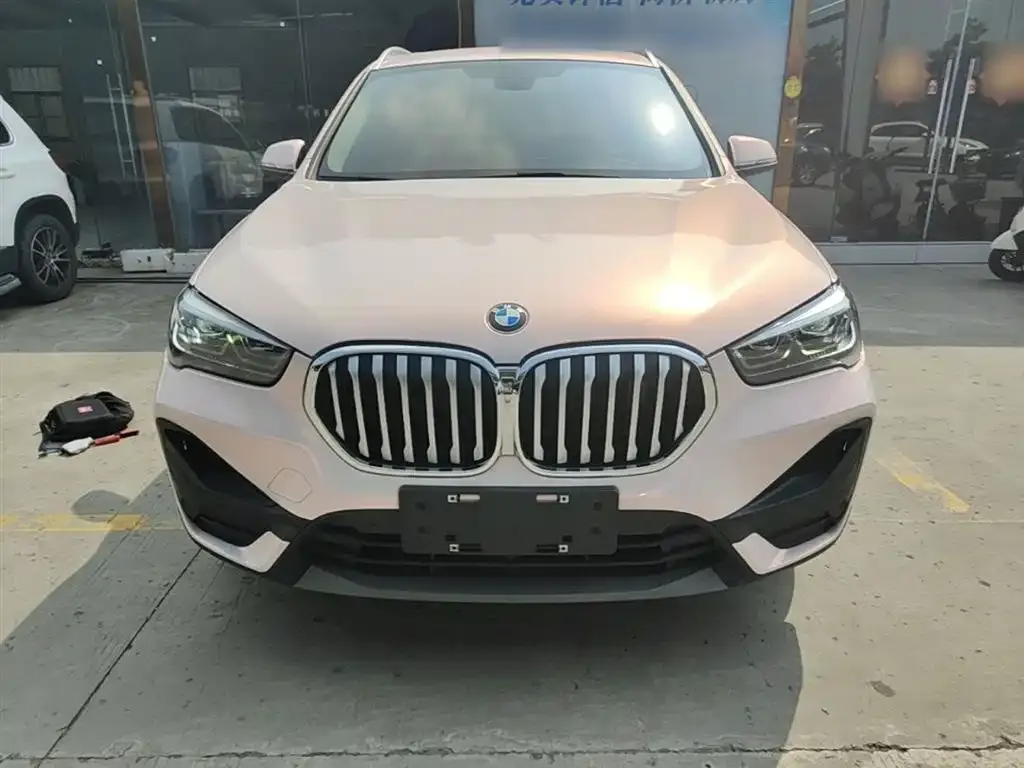 BMW X1 — фото 2