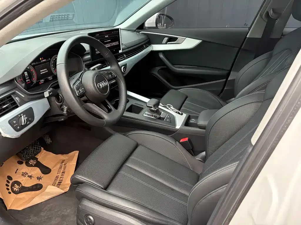 Audi A4L 2023 из CN, фото 7
