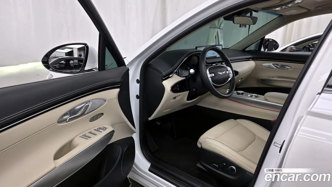 Genesis GV70 2024 из KR, фото 8