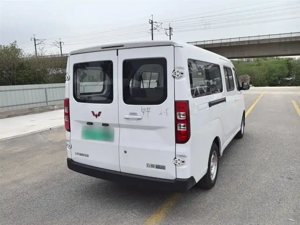 Wuling Yangguang 2025 из CN, фото 2