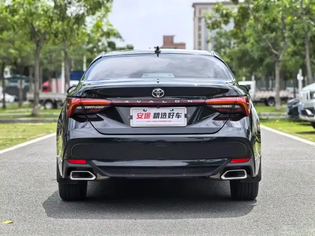 Toyota Avalon 2024 из CN, фото 5