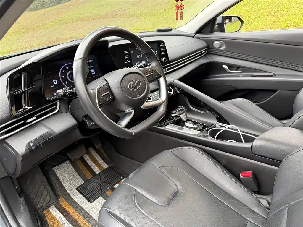 Hyundai Elantra 2021 из CN, фото 2