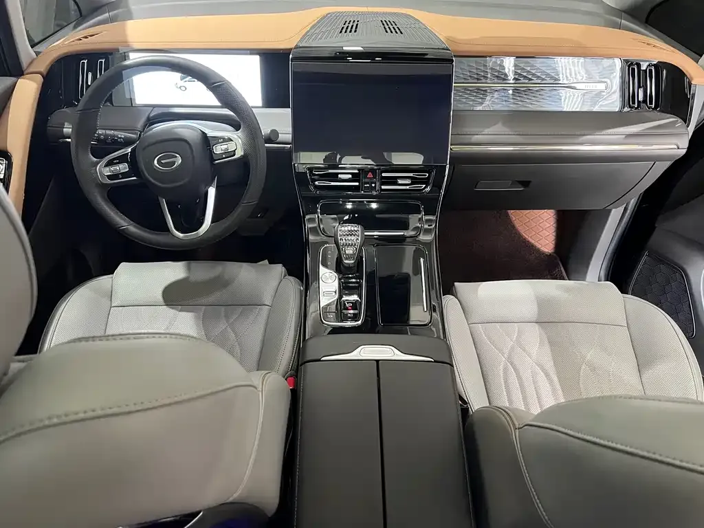 GAC Motor Trumpchi M8 — фото 7