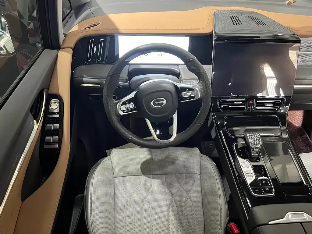 GAC Motor Trumpchi M8 — фото 2