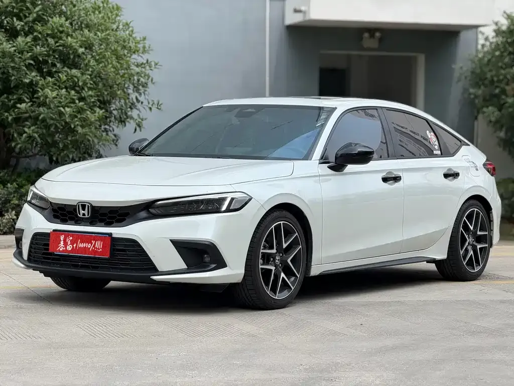 Honda Civic — фото 1