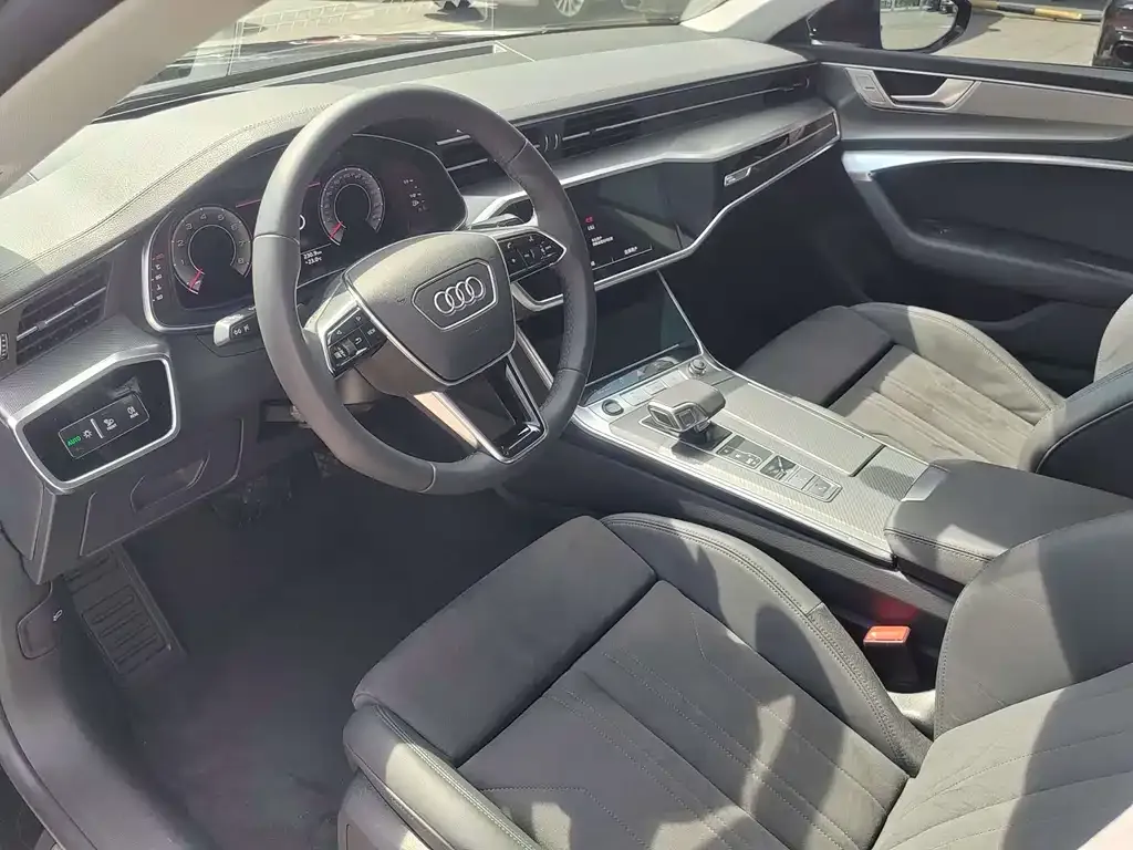Audi A7 — фото 7