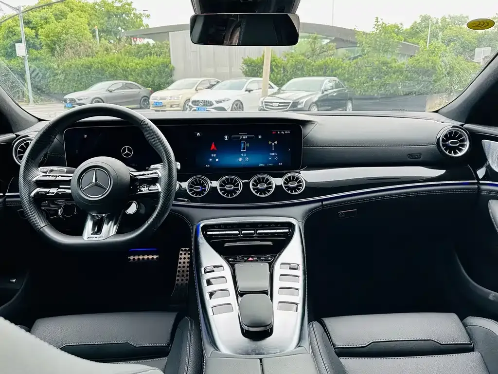 Mercedes-Benz AMG GT — фото 4