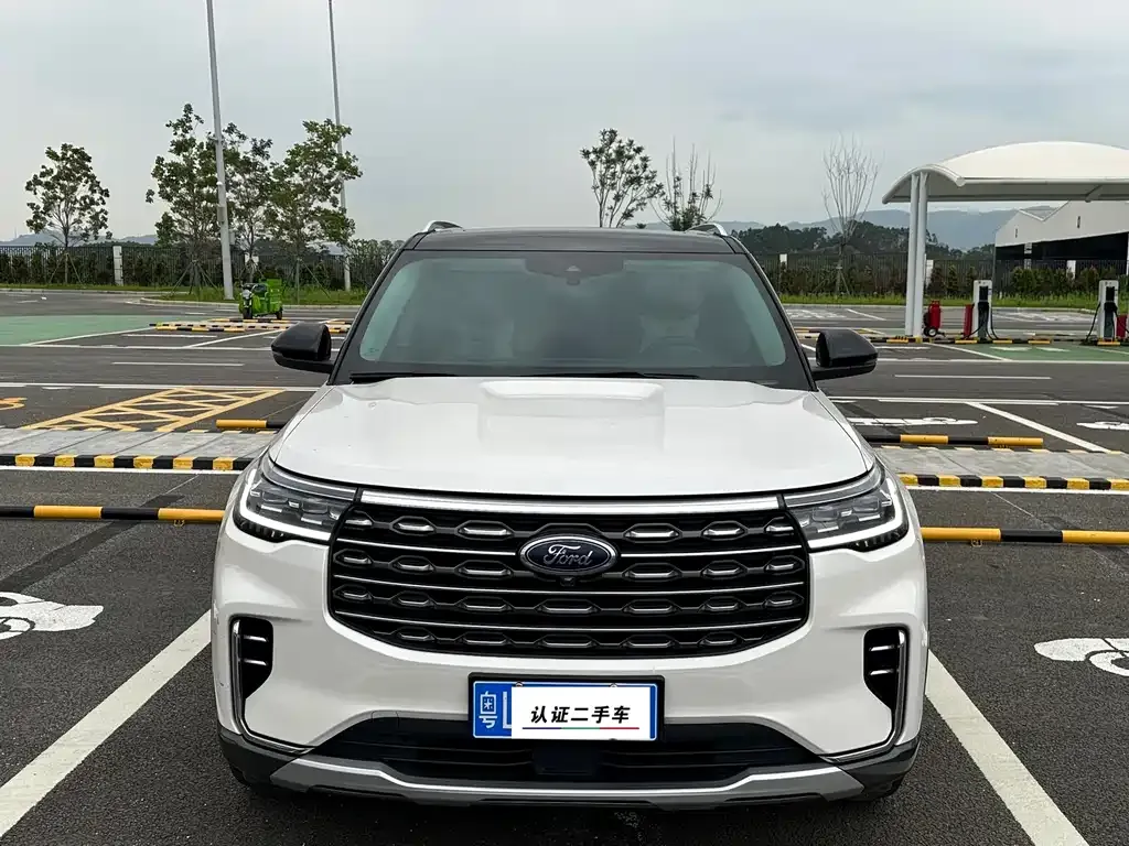 Ford Explorer 2023 из CN, фото 6