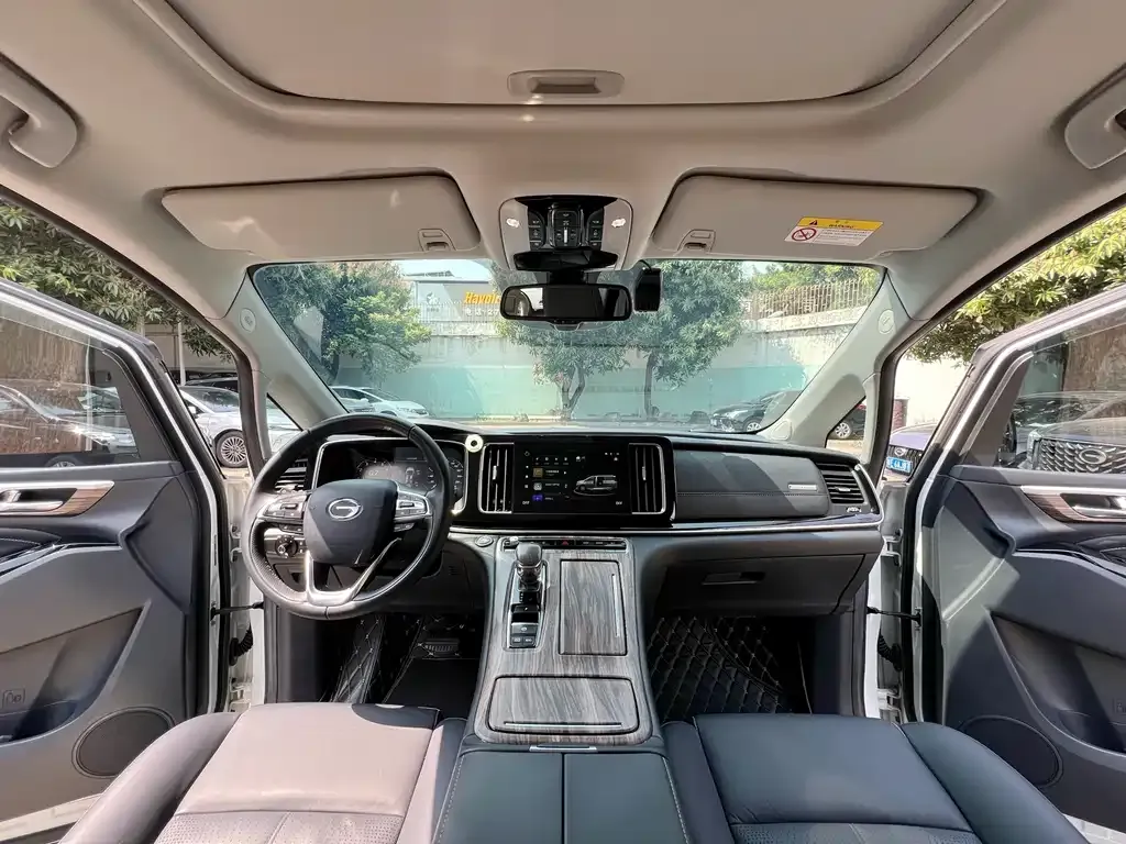 GAC Motor Trumpchi M8 — фото 4