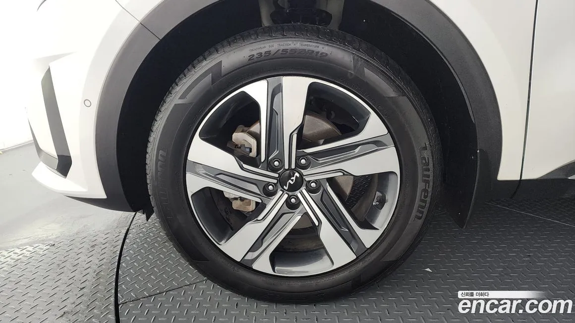 Kia Sorento — фото 8