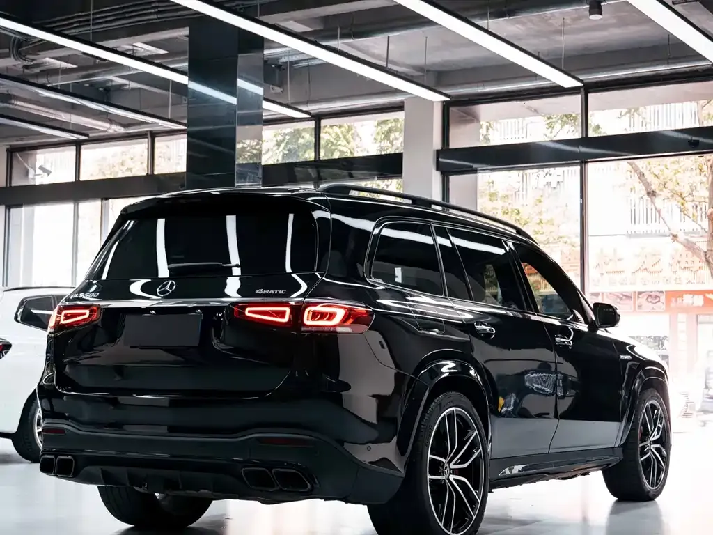 Mercedes-Benz GLS — фото 8