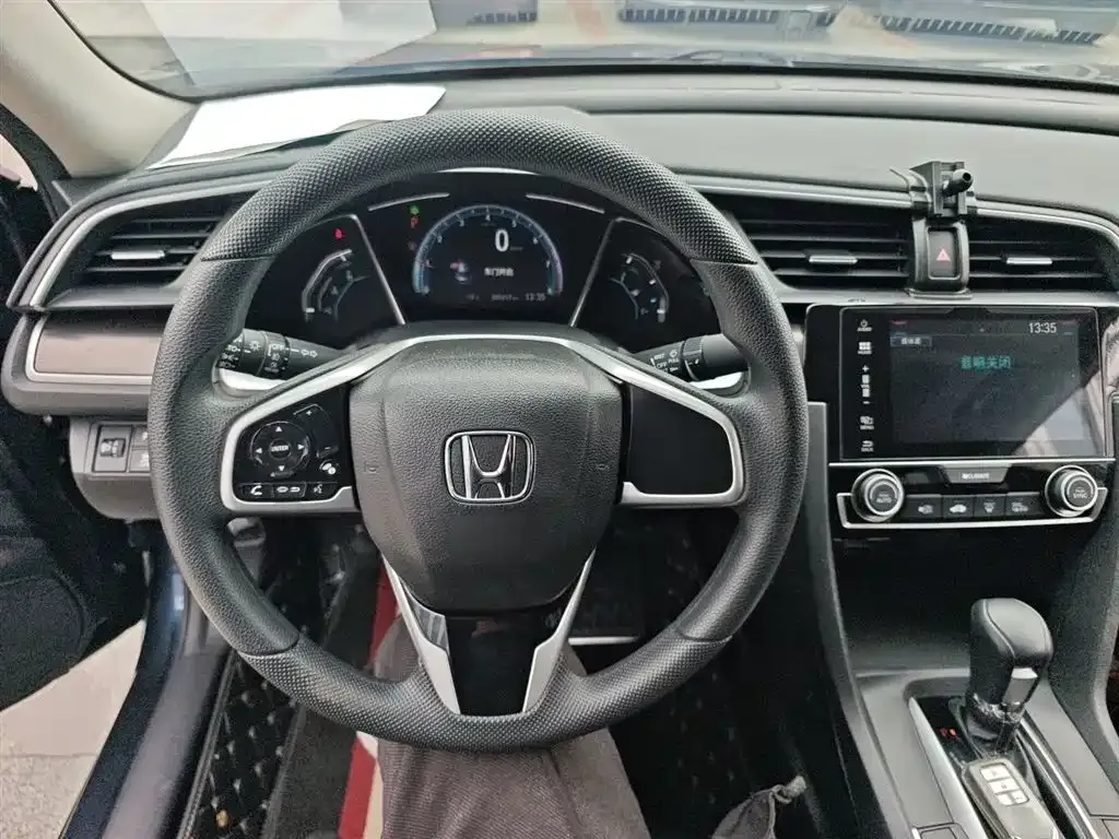 Honda Civic — фото 8