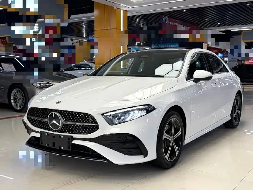 Mercedes-Benz A-Class — фото 1