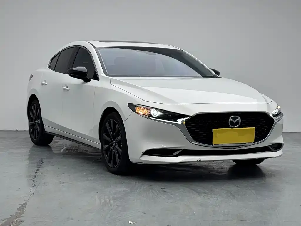 Mazda 3 Axela — фото 5