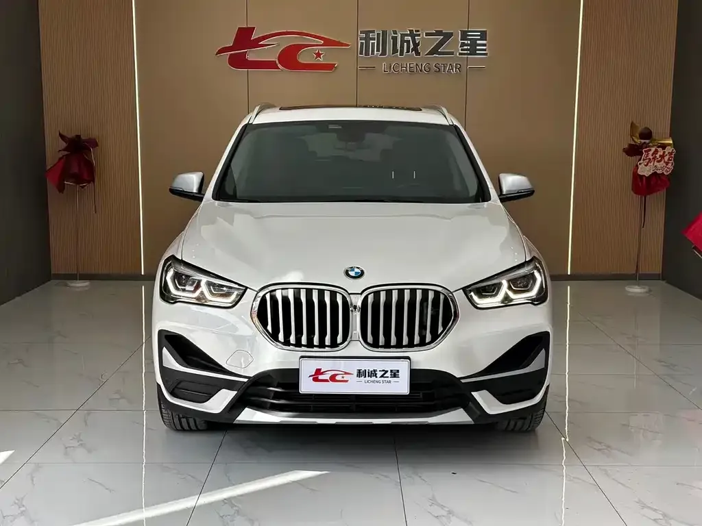 BMW X1 — фото 10