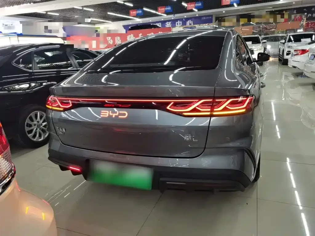 BYD Qin L — фото 4