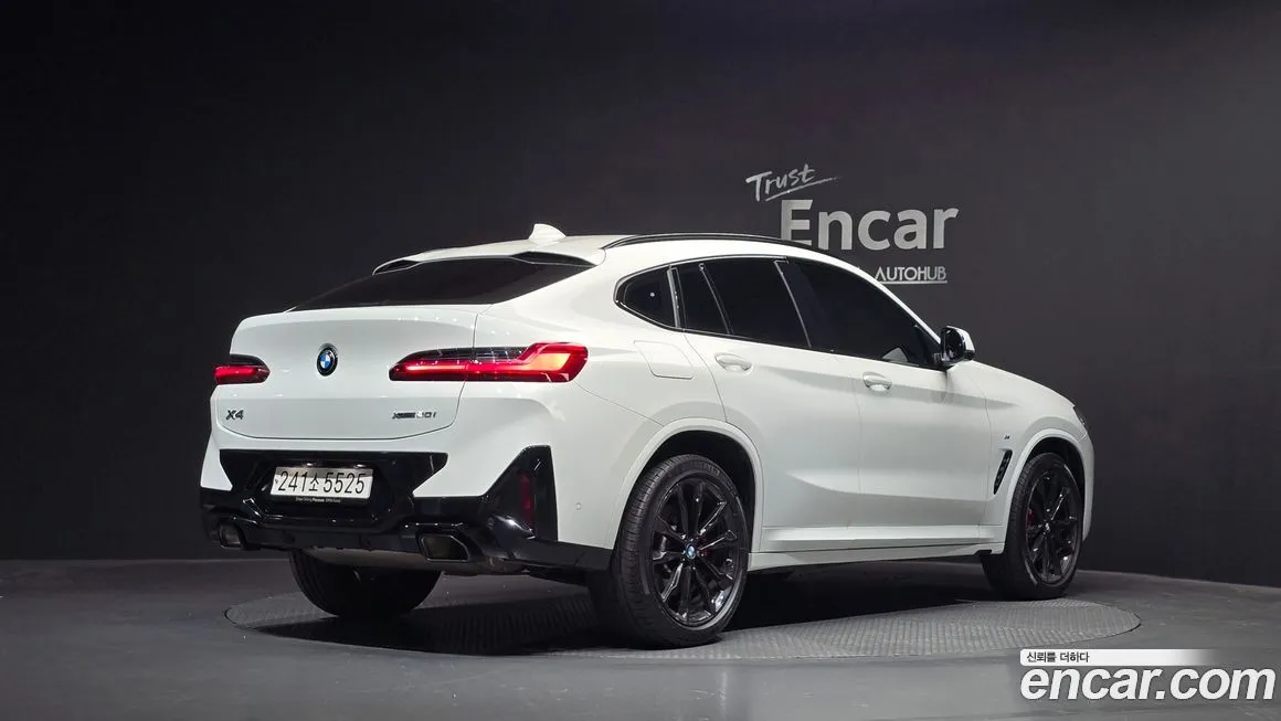 BMW X4 — фото 4