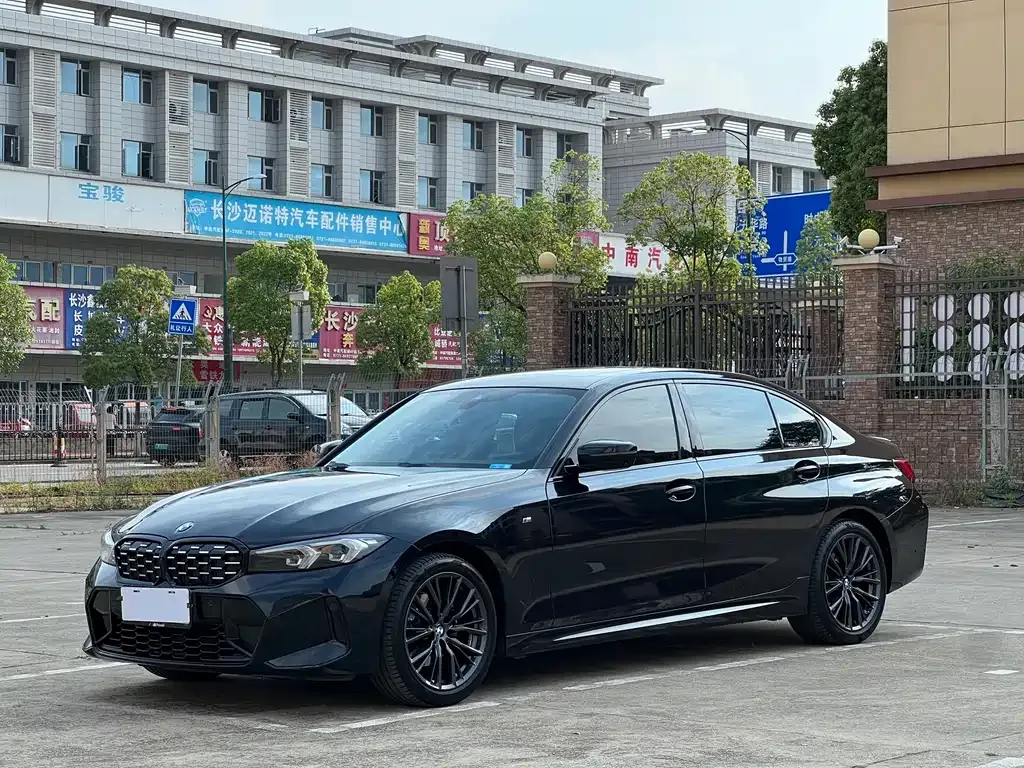 BMW 3 Series — фото 1