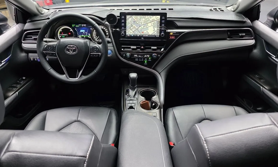 Toyota Camry 2024 из KR, фото 9