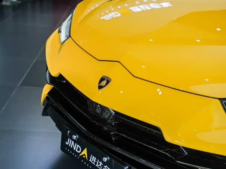 Lamborghini Urus — фото 3