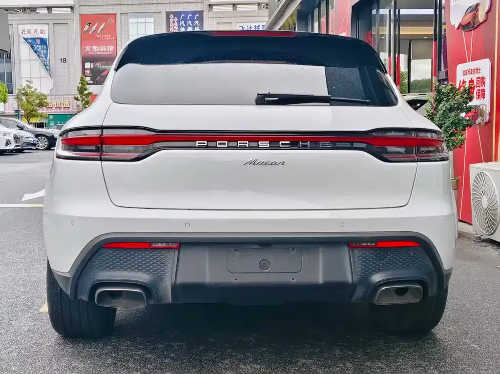 Porsche Macan — фото 9
