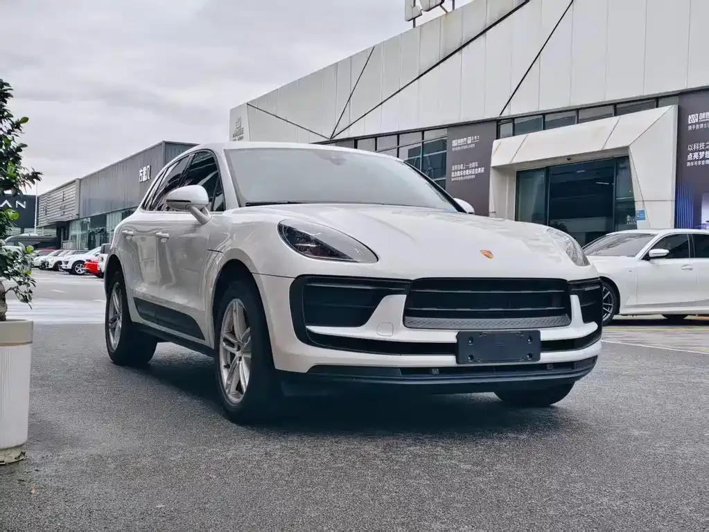 Porsche Macan — фото 10