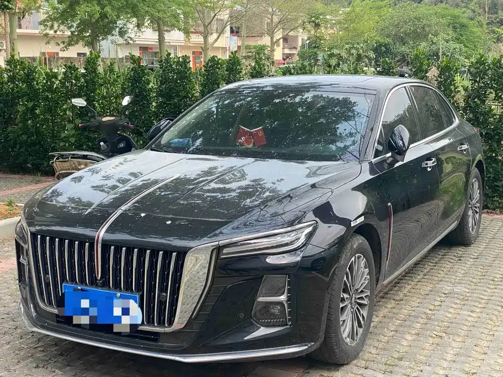 Hongqi H5 — фото 5