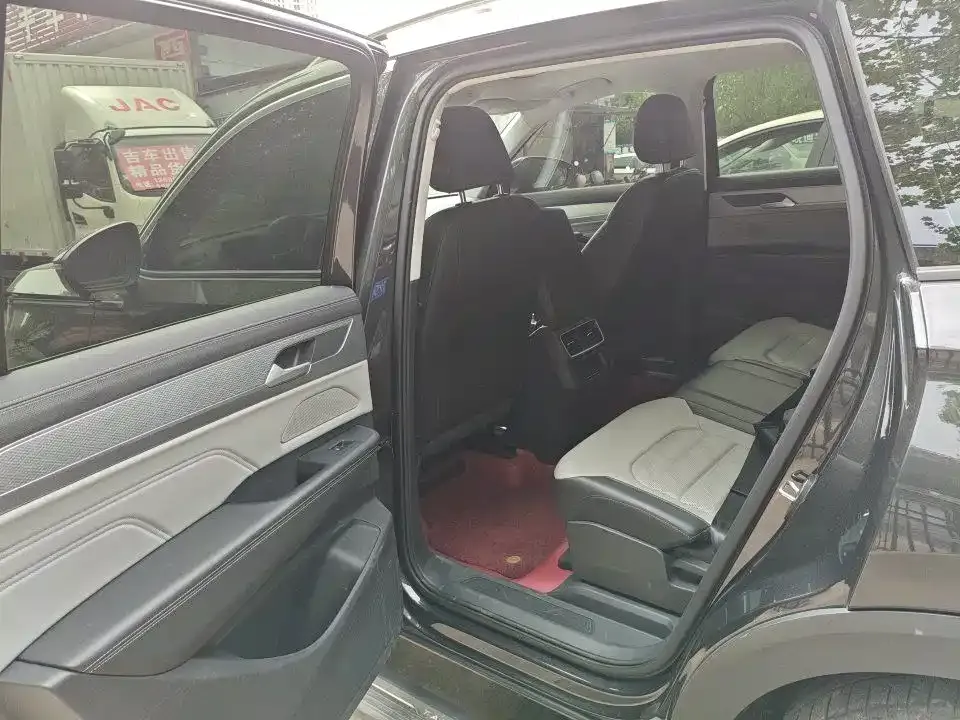 Volkswagen Tavendor 2023 из CN, фото 9