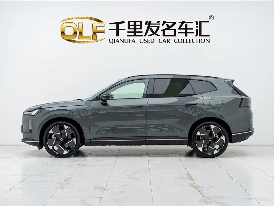 Volvo XC70 Plug-in Hybrid 2025 из CN, фото 10