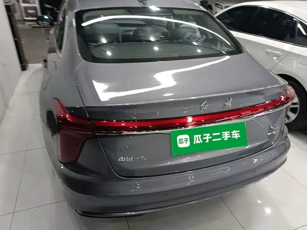 Hongqi H5 PHEV 2025 из CN, фото 3